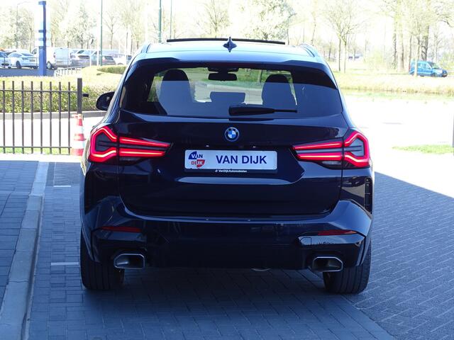 BMW X3 xDrive30e High Exe M-Sportpakket Elek-trekhaak Pano-Dak Laserlicht Cockpit Plus Head-up HiFi Driv.Ass. Comforttoegang 19"LM Velgen
