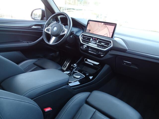 BMW X3 xDrive30e High Exe M-Sportpakket Elek-trekhaak Pano-Dak Laserlicht Cockpit Plus Head-up HiFi Driv.Ass. Comforttoegang 19"LM Velgen