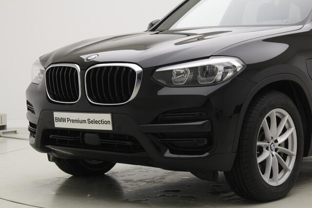 BMW X3 xDrive30e | Active Cruise Controle | Camera | M-Sportstuur | Stoelverwarming | Hifi