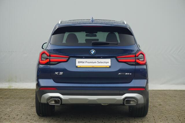 BMW X3 xDrive30e 20'' / Panoramadak / Elektrisch verstelbare stoelen / Trekhaak / HiFi System