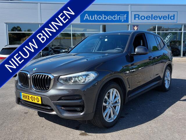BMW X3 xDrive30e Executive | Plug-In Hybrid | Navi | Clima | Cruise | Led Koplampen | Sportstoel+Stoelverwarming | Licht+Regensensor | Pdc V+A | Privacy Glass | 18''lm