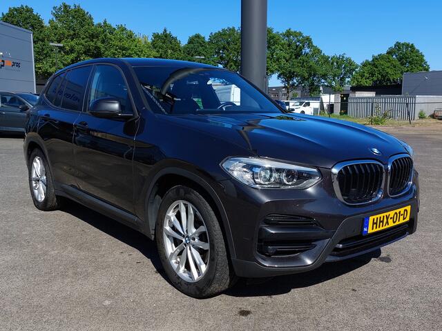 BMW X3 xDrive30e Executive | Plug-In Hybrid | Navi | Clima | Cruise | Led Koplampen | Sportstoel+Stoelverwarming | Licht+Regensensor | Pdc V+A | Privacy Glass | 18''lm