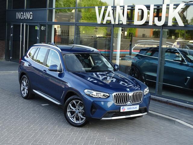 BMW X3 xDrive30e Executive Elek.Trekhaak HiFi Cockpit-Plus Sportstoelen Led PDC 19" LM Velgen