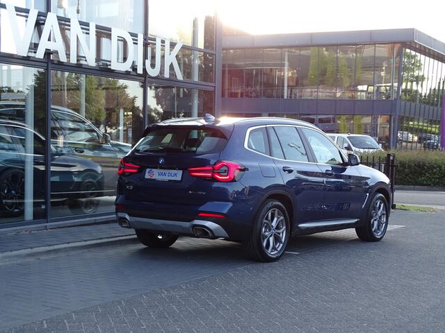 BMW X3 xDrive30e Executive Elek.Trekhaak HiFi Cockpit-Plus Sportstoelen Led PDC 19" LM Velgen