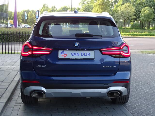 BMW X3 xDrive30e Executive Elek.Trekhaak HiFi Cockpit-Plus Sportstoelen Led PDC 19" LM Velgen