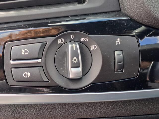 BMW X3 xDrive28i High Executive xLine Edition | Automaat | Trekhaak | Pano | Stoelverwarming | Leder |