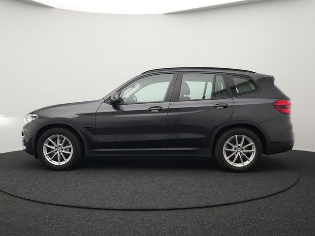BMW X3 xDrive30e Executive Plug In Hybrid 293pk PHEV | Trekhaak af Fabriek | Head Up | Keyless | Sportstoelen Verwamd | Adaptive LED | Apple Carplay | Navi Full Map | 18"L.M |