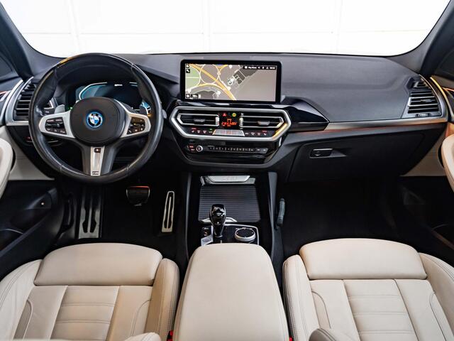 BMW X3 xDrive30e | High Executive | M Sportpakket | Glazen panoramadak | Stuurverwarming | HiFi | BMW Laserlight | Easter
