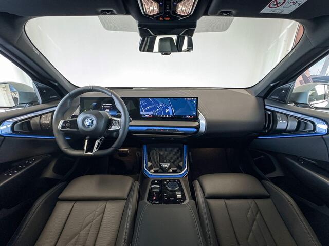 BMW X3 30e xDrive | M Sport | Harman Kardon | Iconic Glow | Stoelverwarming | Trekhaak |