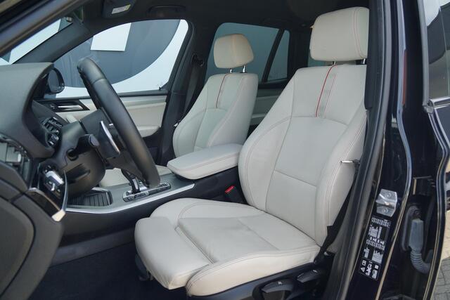BMW X3 sDrive20i Centennial High Executive M SPORT / TREKHAAK ELEKTRISCH / INDIVIDUAL / CAMERA