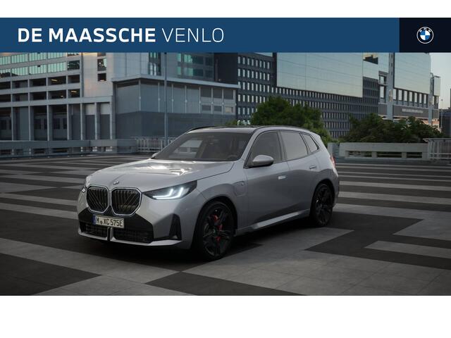 BMW X3 30e xDrive M Sport Automaat / Panoramadak / Trekhaak / Sportstoelen / Adaptieve LED / Parking Assistant Plus / Stoelventilatie / Comfort Access
