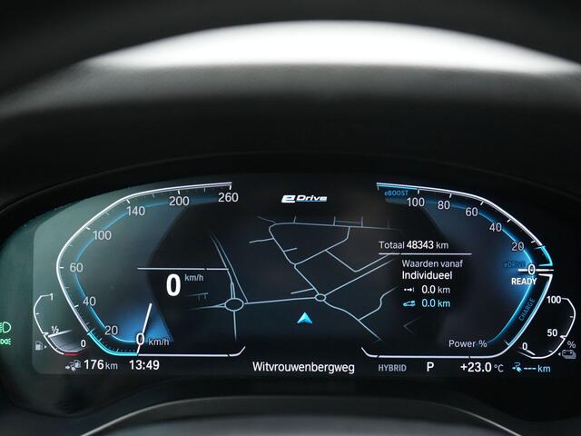 BMW X3 xDrive30e M Sport Plug In Hybrid PHEV | Facelift | Panodak | Carplay | Lederen Sportstoelen Verwarmd | Camera | Sfeerverlichting | Keyless |