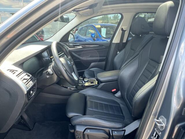 BMW X3 xDrive30e Executive | LCI | PANO | Camera | M-sport stoelen | Interesse, Proefrit? Bel of app met: 06-24 28 28 42