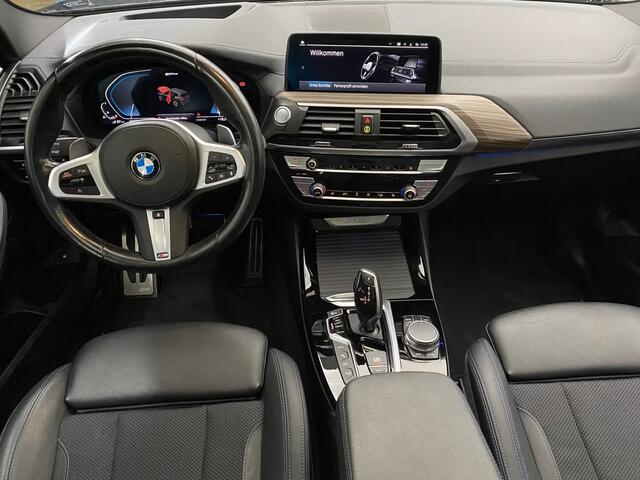 BMW X3 xDrive30e M-SPORT ** ADAPT LED, NAVI+, PANORAMA, TREKH, 20-inch LMV, CARBON SCHWARZ ** 1e EIG ** ** INFORMEER OOK NAAR ONZE AANTREKKELIJKE FINANCIAL-LEASE TARIEVEN **