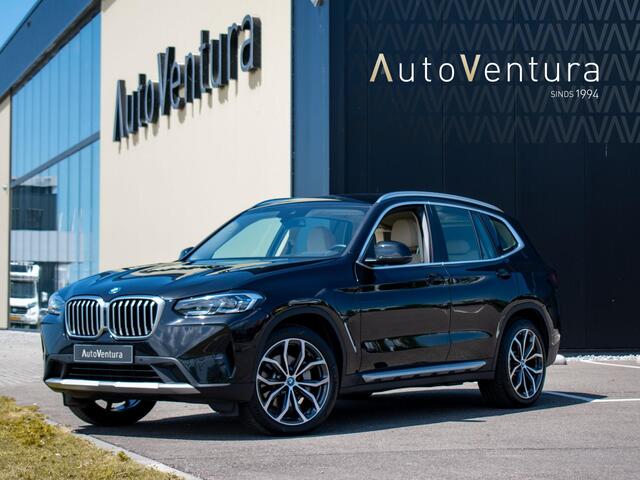 BMW X3 xDrive30e Stoelverwarming | Laser Led | Driving Assistant | Head-up Display | 20 Inch velgen