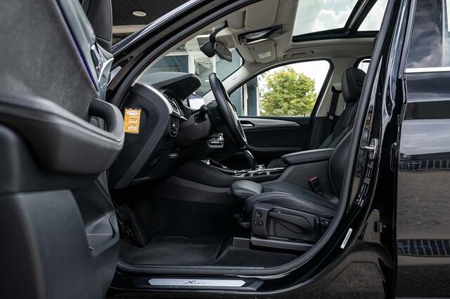 BMW X3 xDrive20i High Executive | Panorama | Head-Up | Hifi | Camera | Cruise | Keyless | Elek. trekhaak | 19' inch |