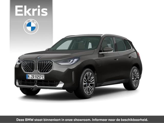 BMW X3 30e xDrive Panoramadak | Iconic Glow | Professional Pack | Comfort Pack