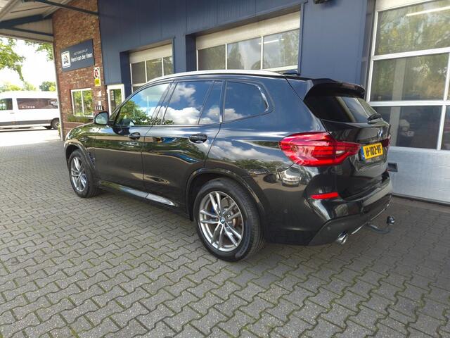 BMW X3 XDRIVE30E HIGH EX. M-SPORT. PANO. HEAD UP ALL IN PRIJS