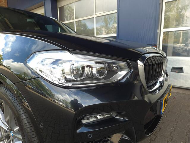BMW X3 XDRIVE30E HIGH EX. M-SPORT. PANO. HEAD UP ALL IN PRIJS