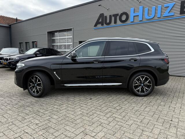 BMW X3 xDrive30e Advantage Trekhaak LED Leder Adaptieve Cruise Control Hifi Pakket DAB Adaptieve Verlichting 19 Inch 93% SOH