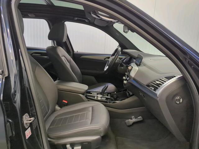 BMW X3 iX3 Executive 80 kWh | Trekhaak | Panorama | Leder | Navi | Camera |