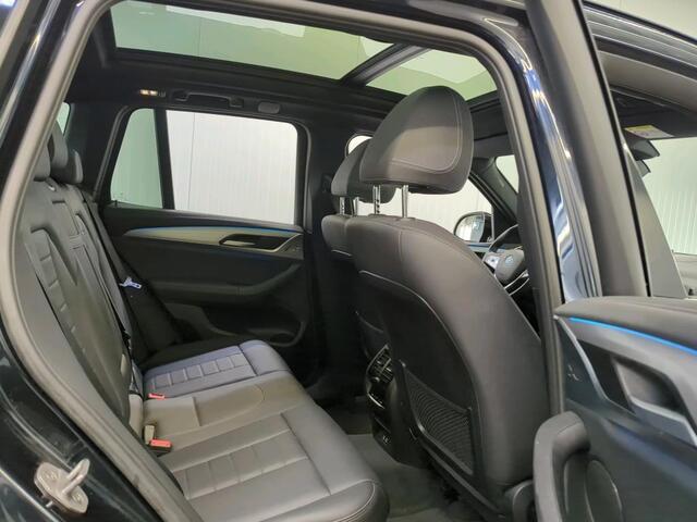 BMW X3 iX3 Executive 80 kWh | Trekhaak | Panorama | Leder | Navi | Camera |