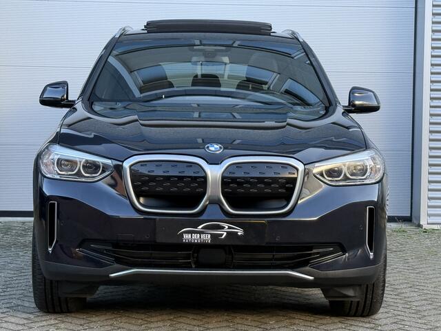 BMW X3 iX3 Executive 80 kWh | Panoramadak | Memory stoelen | Dodehoek detectie