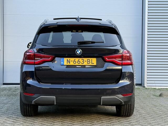 BMW X3 iX3 Executive 80 kWh | Panoramadak | Memory stoelen | Dodehoek detectie