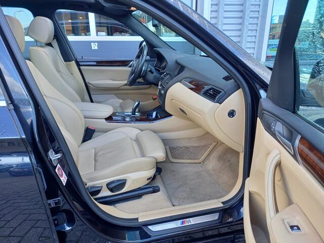 BMW X3 sDrive20i Centennial High Executive M-SPORT - PANO / OPEN DAK - 360 CAMERA - LEER -