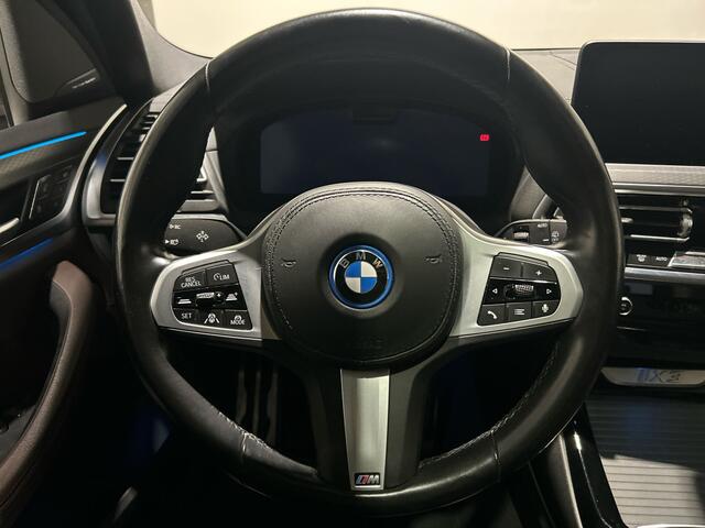BMW X3 iX3 High Executive 80 kWh | Panoramadak | Lederen bekleding | HUD | 21 inch Velgen | Sportstoelen | M - Sport