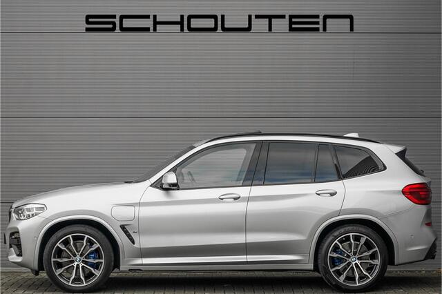 BMW X3 xDrive30e M-Sport Pano HUD CarPlay 20"