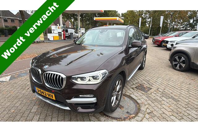 BMW X3 xDrive20i 184 pk High Executive / Facelift/ Head-Up/ Leder/ Sport-Stoelen/ Stoel.Verw/ Camera/ Led-Koplamp/ 18'' LMV