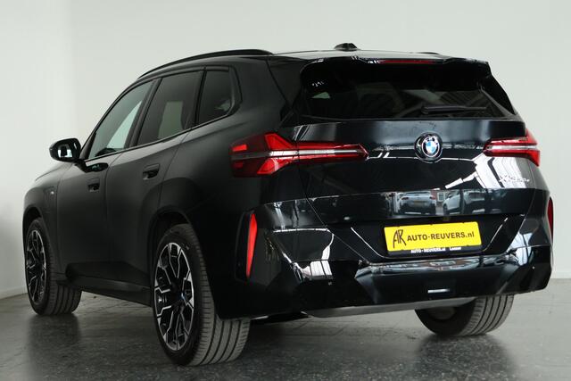 BMW X3 30e xDrive M-Sport / Pano / HUD / Pilot assist / HarmanKardon / Leder / Trekhaak / 360 camera