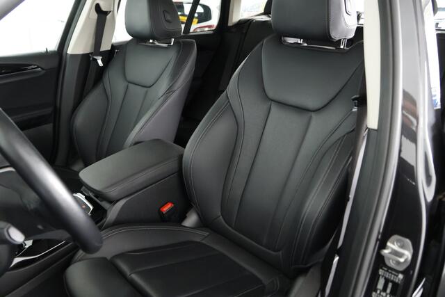 BMW X3 xDrive30e High Executive / LED / Leder / Cam / CarPlay / Trekhaak