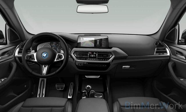 BMW X3 xDrive30e M Sport (wordt verwacht) | Panoramadak | Laser | Head-Up | Trekhaak | CarPlay |