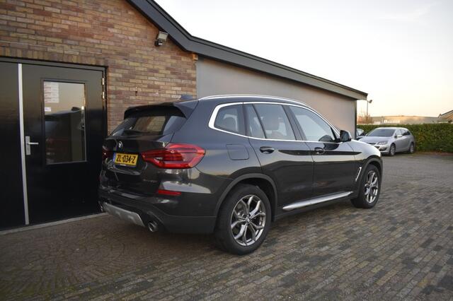 BMW X3 SDRIVE20I High Ex. X Line, Xenon, Pano, Leder, HUD