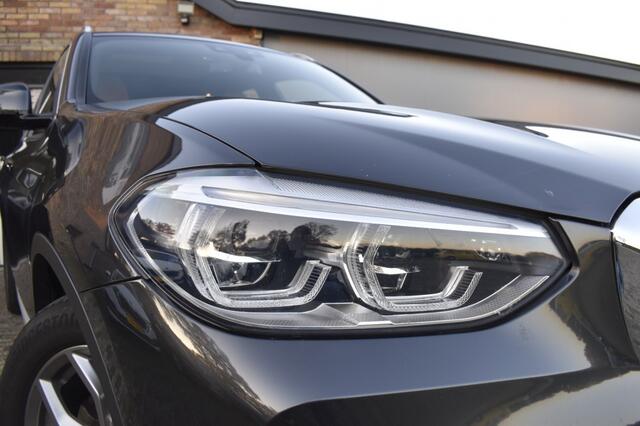 BMW X3 SDRIVE20I High Ex. X Line, Xenon, Pano, Leder, HUD