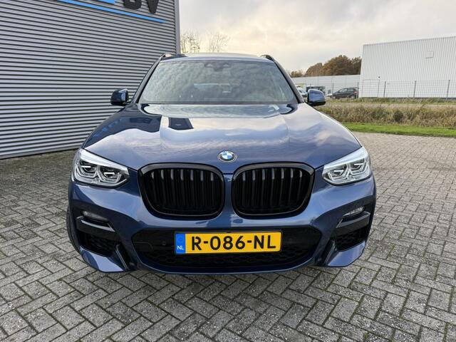 BMW X3 xDrive30i High Executive M Sport Panoramadak Trekhaak LED Leder Carplay Stuurwielverwarming Head-Up Display