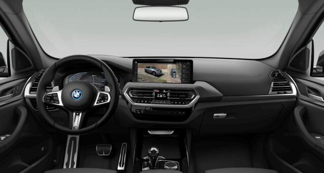 BMW X3 xDrive30e High Executive M Sport - Trekhaak - parking Assistant Plus - Head up - Elektrisch verwarmde voorstoelen - Stuurwielrand verwarmd - Getinte/geluiddempende Ruiten - BMW Laserlight - Ambiance verlichting -