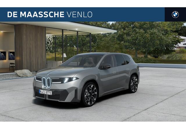 BMW X3 iX3 50 xDrive M Sport / Panoramadak / Trekhaak / M Sportstoelen / Parking Assistant Professional / Stuurverwarming