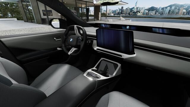 BMW X3 iX3 50 xDrive / Stoelverwarming / Driving Assistant Plus