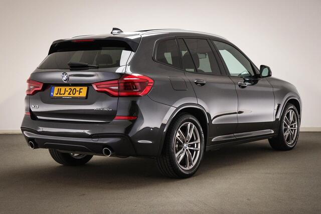 BMW X3 xDrive30e M-Sport | COMFORT ACCES / LIVE COCKPIT PROFESSIONAL- PACK | PANORAMADAK | HEAD UP