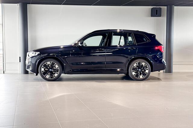 BMW X3 iX3 High Executive 80 kWh | M Sport | Glazen Panoramadak | Harman Kardon | Head-Up Display |