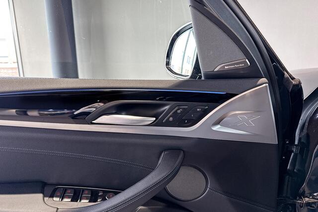 BMW X3 iX3 High Executive 80 kWh | M Sport | Glazen Panoramadak | Harman Kardon | Head-Up Display |