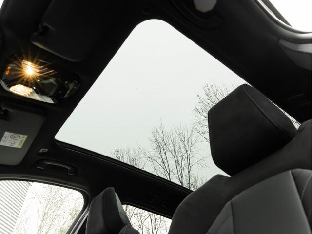 BMW X3 30e xDrive M-Sport Pro - Pano - Trekhaak - ACC - Memoryzetel