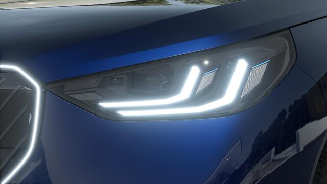 BMW X3 30e xDrive M Sport Automaat / Panoramadak / Trekhaak / Sportstoelen / Stoelventilatie / M Sportonderstel / Adaptieve LED / Parking Assistant Plus / Harman Kardon