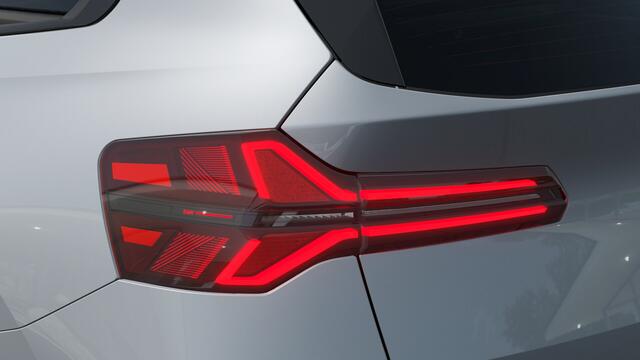 BMW X3 30e xDrive M Sport Automaat / Panoramadak / Trekhaak / Sportstoelen / Stoelventilatie / Comfort Access / Adaptieve LED / Parking Assistant Plus / Harman Kardon