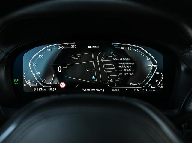 BMW X3 xDrive30e HIGH EXECUTIVE | M-SPORT | SHADOW LINE | COMFORT ACCESS | ACTIVE CRUISE | HEAD-UP | LEDER | STOELVERWARMING | PANORAMADAK | VIRTUAL COCKPIT | CAMERA