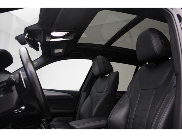 BMW X3 xDrive30e M-Sport | Trekhaak | Panorama | Head-Up | Camera | Leder |