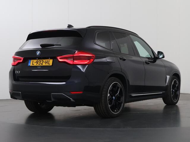 BMW X3 iX3 High Executive 80 kWh | SOH 95% | Adaptieve Cruise Control | Panoramadak | Apple Car Play/ Android Auto | Ele.verstelbare stoelen + Geheugen | Camera | Sportstoelen | Navigatie | Stoelverwarming |